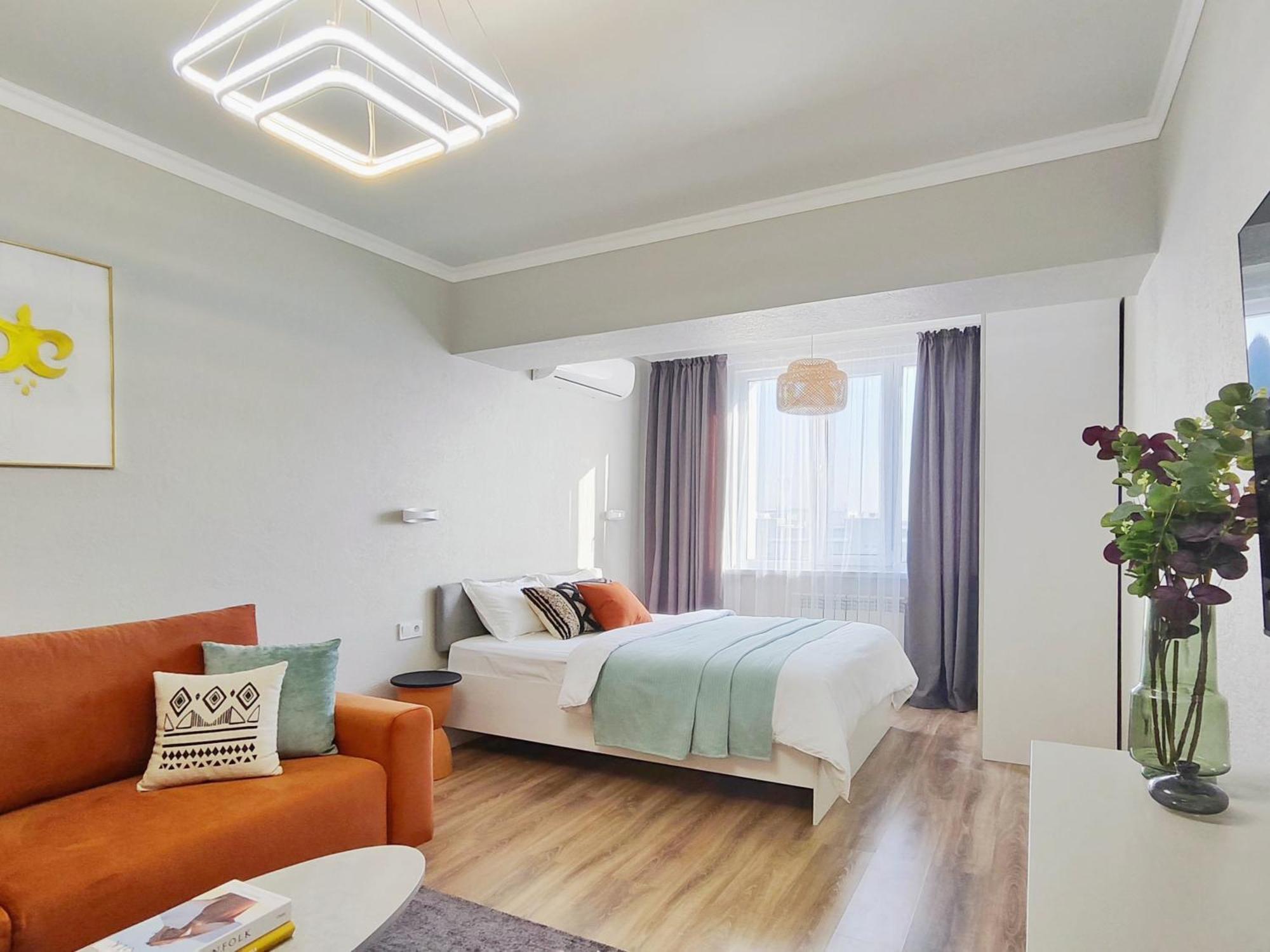 Modern Apartment In Golden Square Almaty Exterior foto