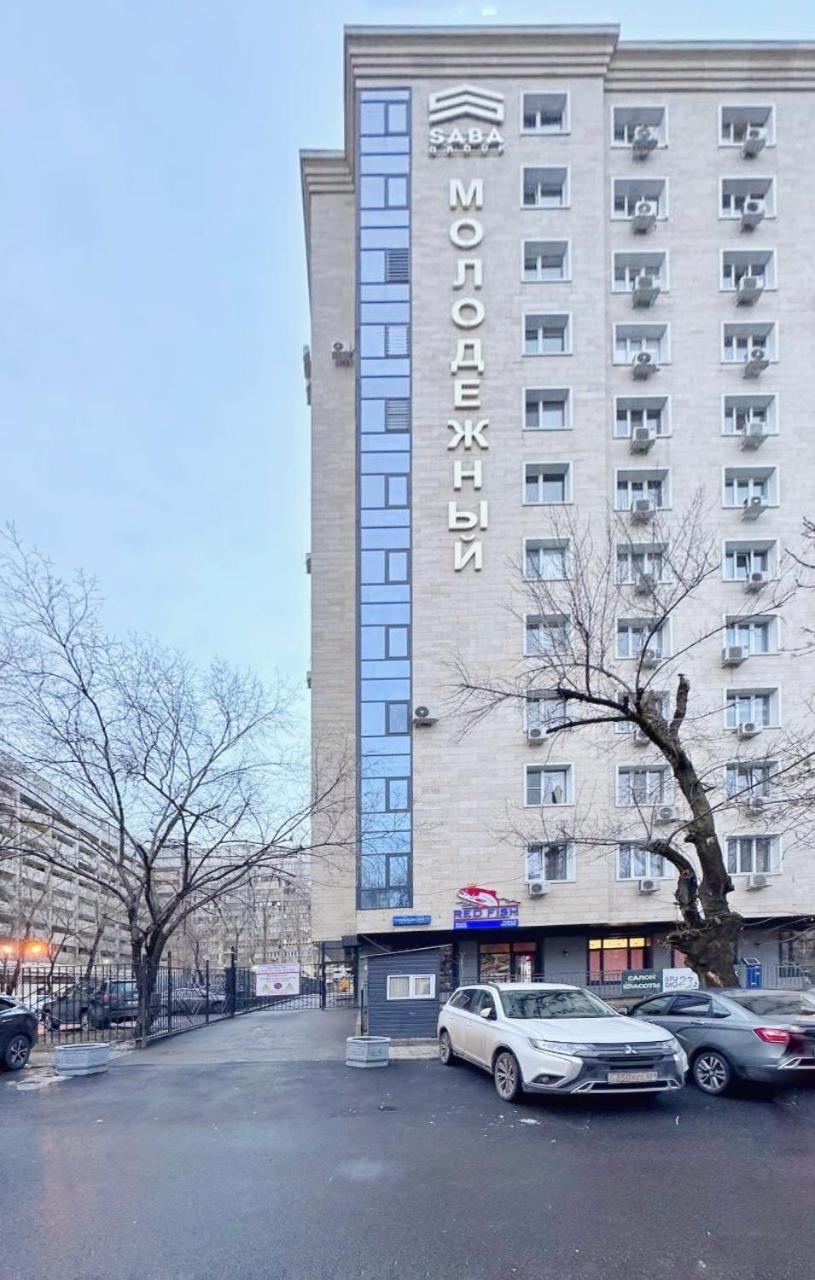 Modern Apartment In Golden Square Almaty Exterior foto